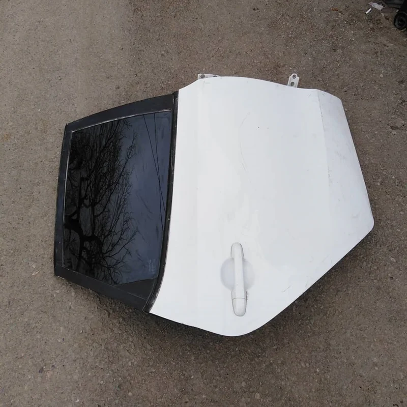 درب هیوندای i30