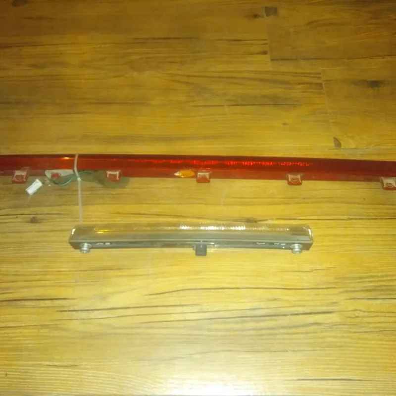 چراغ روی بال جنسیس کوپه و لکسوس rx350